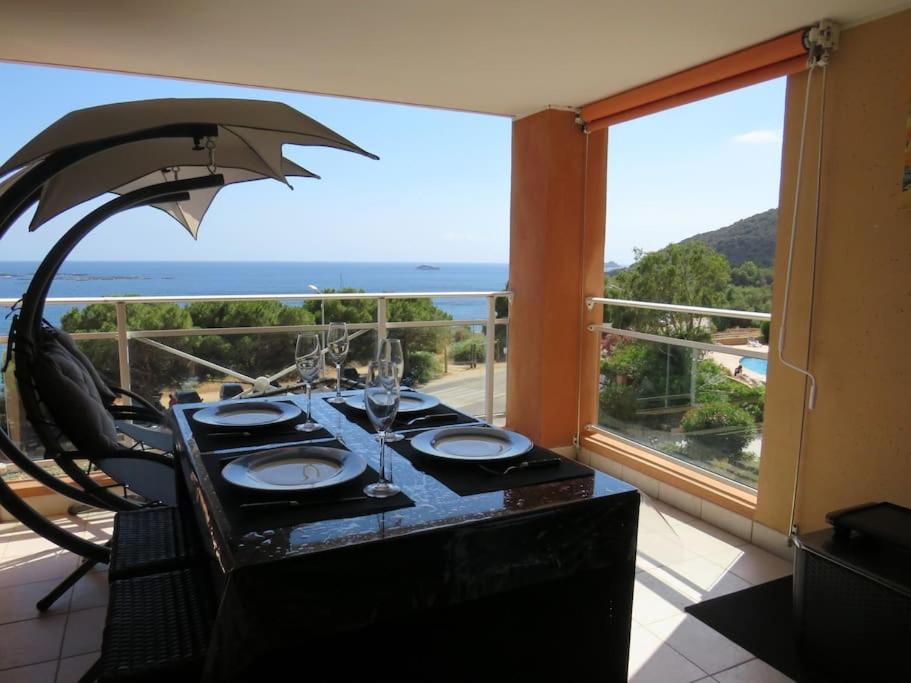 Bel App T2 En Bord De Mer Vue Sanquinaires Piscine 阿雅克肖 外观 照片