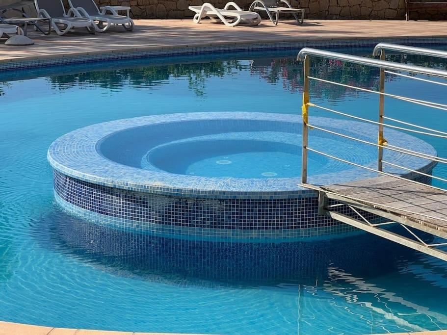 Bel App T2 En Bord De Mer Vue Sanquinaires Piscine 阿雅克肖 外观 照片